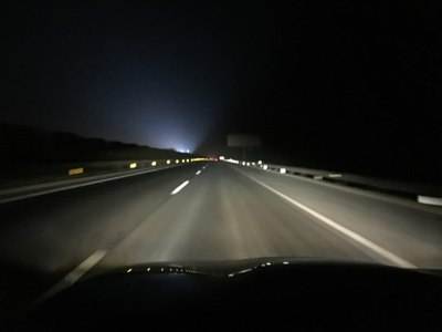 连国道都有路灯，为什么高速公路没有，网友🎿：电网沐鸣供应不过来