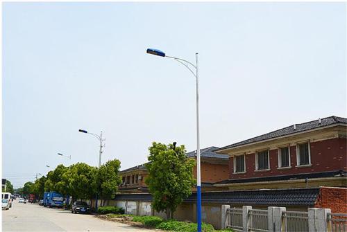 太阳能路灯新农村建设市场潜力大