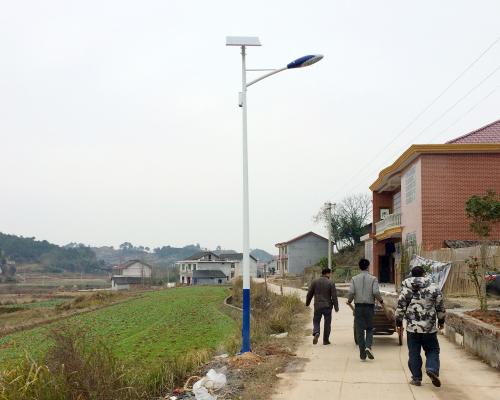 风光互补路灯应怎样选购